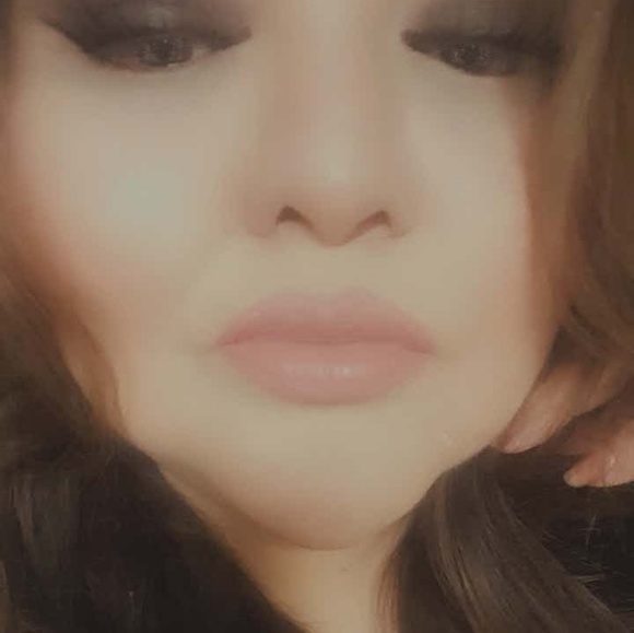 Meet your Posher, Josephina - Picture 1 of 1